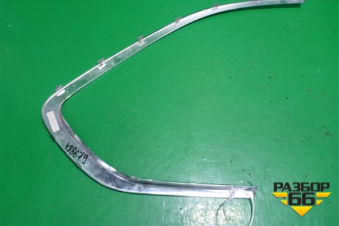 Накладка стекла заднего левого (кузовного) (51377465919) для BMW X5 F15 с 2013г (Х5 Ф15)