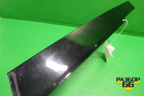 Накладка двери передней правой (на рамку) (51337289614) для BMW X5 F15 с 2013г (Х5 Ф15)