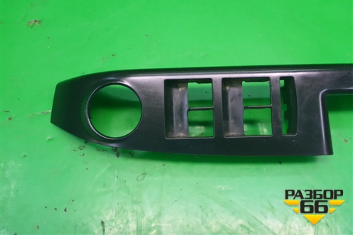 Накладка двери передней левой (на модуль упр.стеклоподъемниками) для Chevrolet Aveo (Т300) с 2011г (Авео Т300)