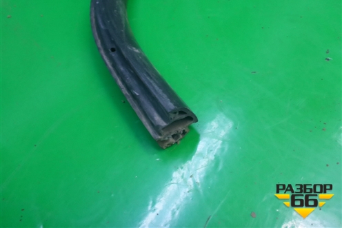 Уплотнитель двери задней правой для Ford Focus 1 с 1998-2004г (Фокус)