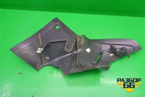 Обшивка стойки задняя верхняя правая (седан) (98ABF310A32BRW) для Ford Focus 1 с 1998-2004г (Фокус)