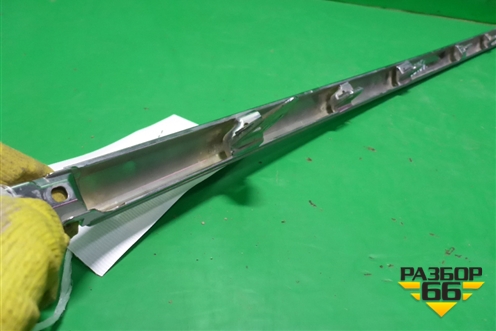 Накладка заднего бампера (центральная) (5275148050) для Lexus RX 350 c 2015г (РХ)