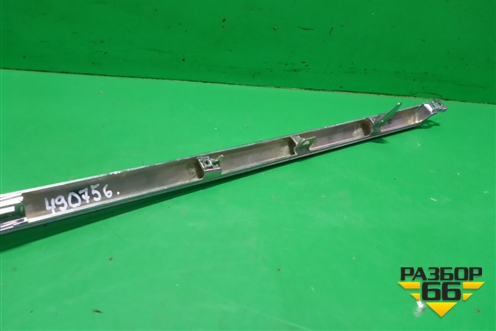 Накладка заднего бампера (центральная) (5275148050) для Lexus RX 350 c 2015г (РХ)