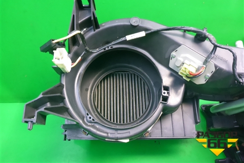 Корпус отопителя для Land Rover Discovery 3 с 2004-2009г (Дискавери)