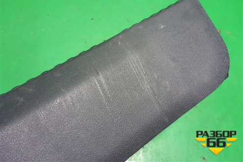 Обшивка багажника на заднюю панель (5JA863485B) для Skoda Rapid с 2013г (Рапид)