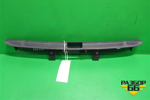 Обшивка багажника на заднюю панель (5JA863485B) для Skoda Rapid с 2013г (Рапид)