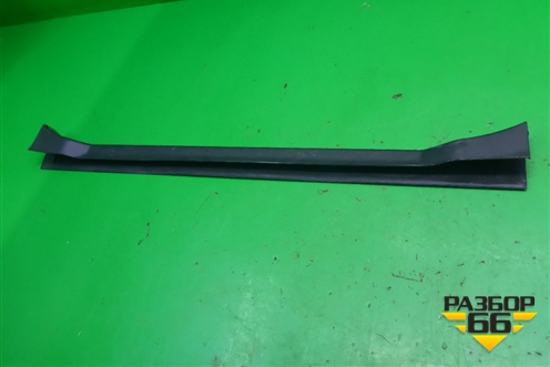 Накладка внутренняя (за спинкой заднего сидения) (96389531) для Zaz Vida с 2012-2016г (Вида)