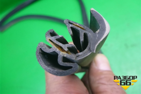 Уплотнитель двери (передней правой на кузов) для Zaz Vida с 2012-2016г (Вида)