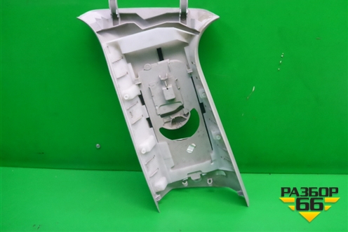 Обшивка стойки центральная верхняя правая (9656760780) для Peugeot 308 с 2007-2014г