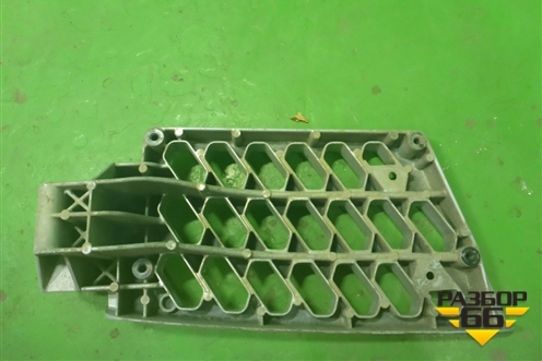 Подножка ступенька (правая) (82859306) для Volvo TRUCK FH с 2013-2019г (ФШ)