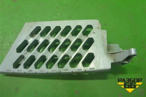 Подножка ступенька (правая) (82859306) для Volvo TRUCK FH с 2013-2019г (ФШ)