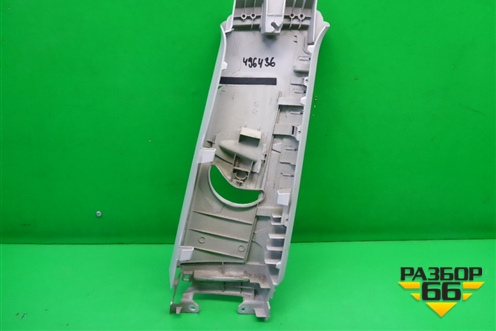 Обшивка стойки центральная верхняя левая (5-ти дверный хэтчбек) (6242002070) для Toyota Auris с 2006-2012г (Аурис)