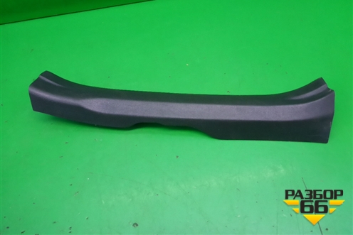 Накладка порога внутренняя заднего левого (6791802060) для Toyota Auris с 2006-2012г (Аурис)