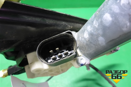 Стеклоподъёмник электрический передний правый (7283492) для BMW X5 F15 с 2013г (Х5 Ф15)