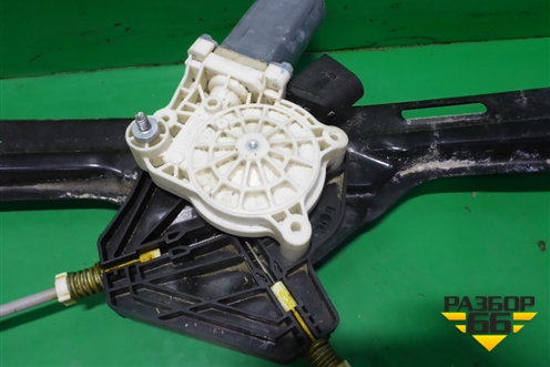 Стеклоподъёмник электрический передний левый (7283491) для BMW X5 F15 с 2013г (Х5 Ф15)