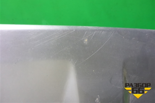 Накладка переднего бампера (4M0807733D) для Audi Q7 c 2015г (Ку 7)