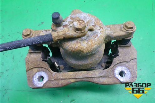 Суппорт передний левый для Toyota Auris с 2006-2012г (Аурис)