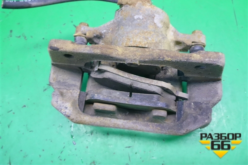 Суппорт передний левый для Toyota Auris с 2006-2012г (Аурис)