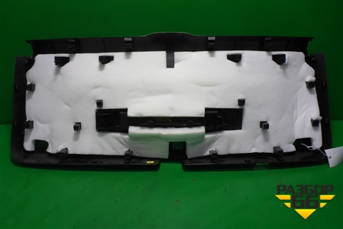 Обшивка двери багажника (4M0867973G) для Audi Q7 c 2015г (Ку 7)