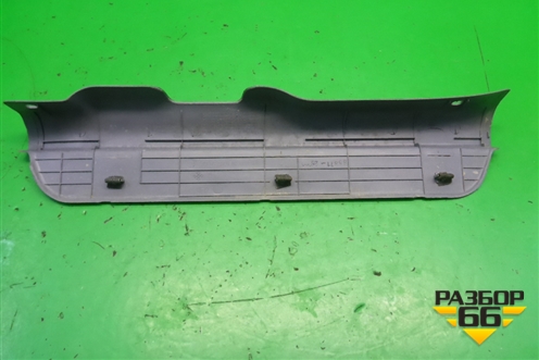 Накладка порога внутренняя переднего левого (8587125000) для Hyundai Aсcent с 2000г (Акцент)