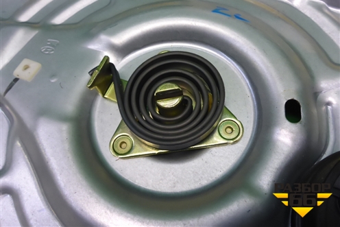 Стеклоподъёмник электрический задний левый для Hyundai Tucson с 2004-2010г (Туксон)