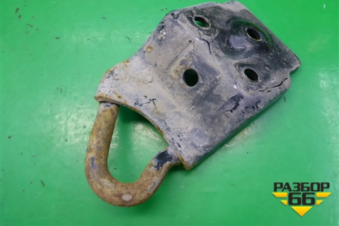 Крюк буксировочный (правый) для Hyundai Tucson с 2004-2010г (Туксон)