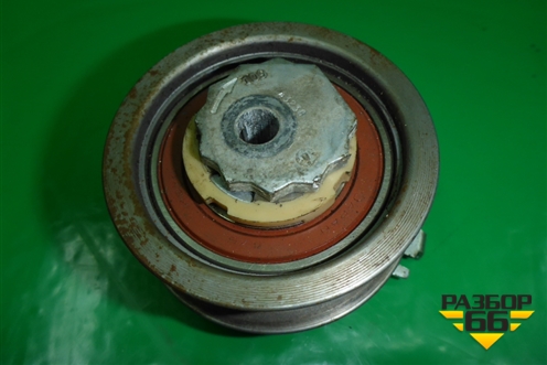 Ролик натяжитель ремня ГРМ (1.4л CXS) (04E109479A) для Skoda Octavia (A7) с 2013г (Октавия)