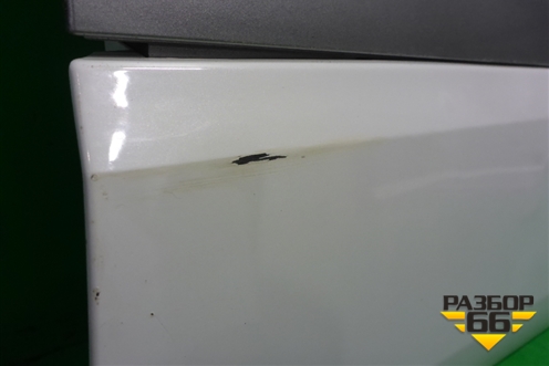 Накладка двери передней правой (4M0853960B) для Audi Q7 c 2015г (Ку 7)