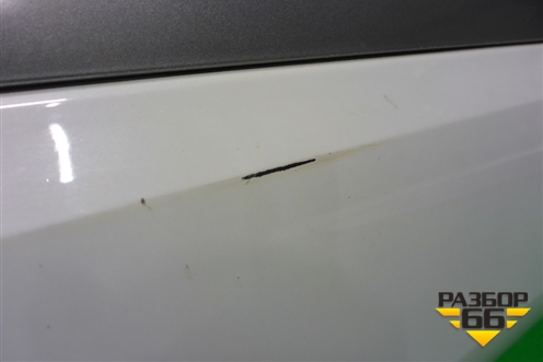 Накладка двери передней правой (4M0853960B) для Audi Q7 c 2015г (Ку 7)