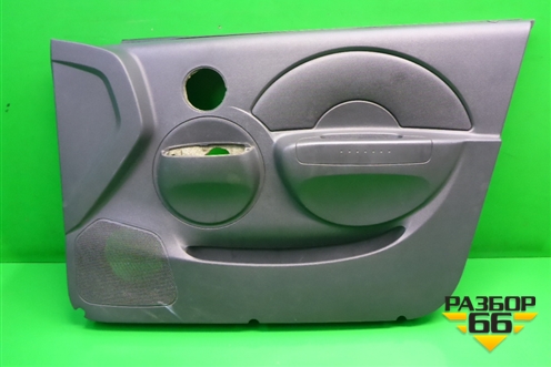 Обшивка двери передней правой под электрику (хетчбэк) для Chevrolet Aveo (T200) с 2003-2008 (Авео Т200)