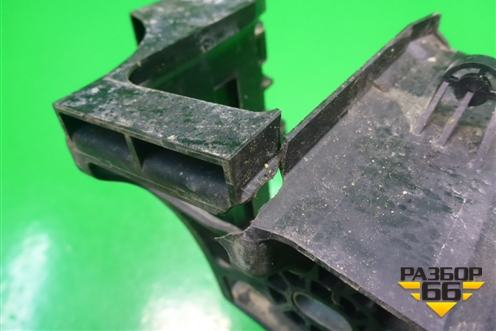 Корпус блока предохранителей (нижняя часть) (1534964) для Opel Astra H с 2004-2015г (Астра Аш)