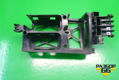 Корпус блока предохранителей (нижняя часть) (1534964) для Opel Astra H с 2004-2015г (Астра Аш)