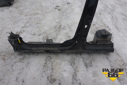 Порог со стойкой левый для Volvo XC70 с 2007г (ХС70)