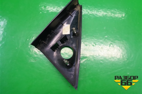 Накладка двери передней правой уголок (96304173) для Chevrolet Lanos с 2004г (Ланос)