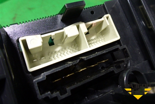 Модуль управления отопителем (с кондиционером) (3C1820045A) для Volkswagen Passat (B6) с 2005-2010г (Пассат Б6)