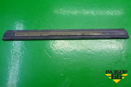 Накладка порога внутренняя переднего левого (в проём) (8659960) для Volvo XC70 с 2007г (ХС70)