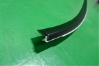 Молдинг лобового стекла нижний (новый) (5615333010) для Toyota Camry V70 с 2017г (Камри)