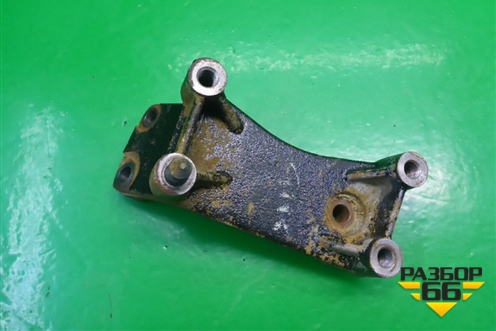 Кронштейн КПП левый (2.0л D4EA МКПП) для Hyundai Santa Fe с 2000-2012г (Classic) (Санта Фе)