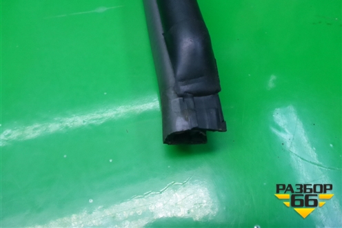 Уплотнитель двери передней левой для Hyundai Santa Fe с 2000-2012г (Classic) (Санта Фе)