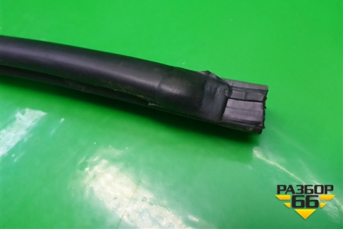 Уплотнитель двери передней левой для Hyundai Santa Fe с 2000-2012г (Classic) (Санта Фе)