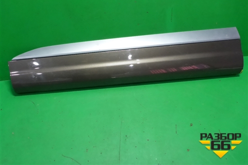 Накладка двери передней левой (4M0853959F) для Audi Q7 c 2015г (Ку 7)