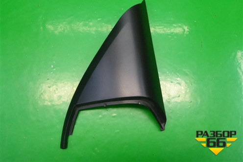 Накладка двери передней правой уголок для Porsche Cayenne с 2003-2010г (Каен)