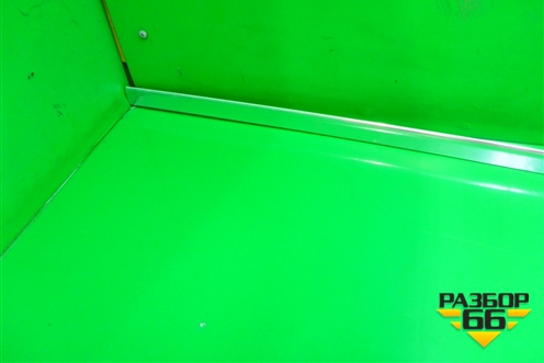 Молдинг крыши левый (над дверями) для Volkswagen Touareg c 2002-2010г (Туарег)