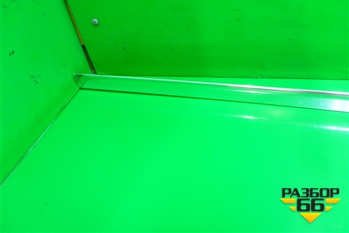 Молдинг крыши левый (над дверями) для Volkswagen Touareg c 2002-2010г (Туарег)