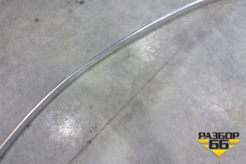 Молдинг крыши правый (над дверями) (7L6853986C) для Volkswagen Touareg c 2002-2010г (Туарег)