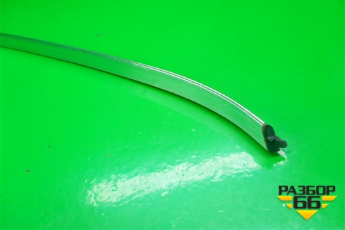 Молдинг крыши левый (над дверями) для Volkswagen Touareg c 2002-2010г (Туарег)