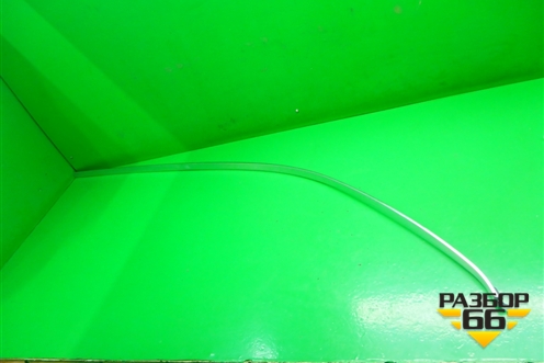 Молдинг крыши правый (над дверями) для Volkswagen Touareg c 2002-2010г (Туарег)