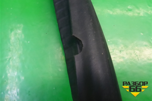 Уплотнитель багажника для Porsche Cayenne с 2003-2010г (Каен)