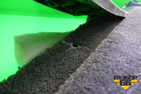 Обшивка багажника левая (нижняя) для Porsche Cayenne с 2003-2010г (Каен)