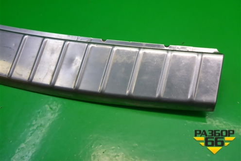 Обшивка багажника на заднюю панель (7L5863459D) для Porsche Cayenne с 2003-2010г (Каен)